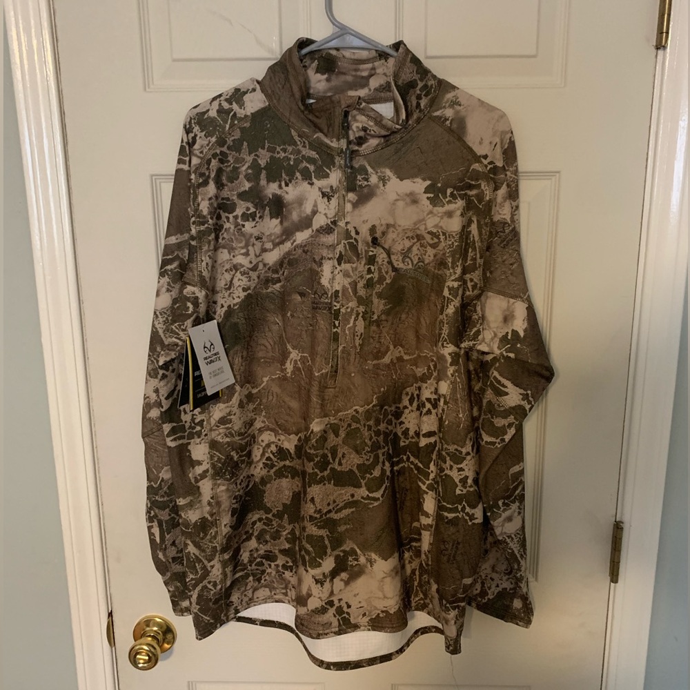 COPY - Realtree Wave light weight camo hoodie